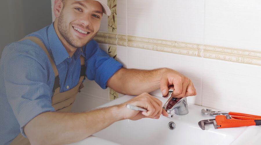 Handle or spout repair in Campbell, OH